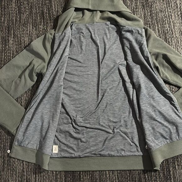 Vuori performance waffle zip hoodie - Picture 3 of 9